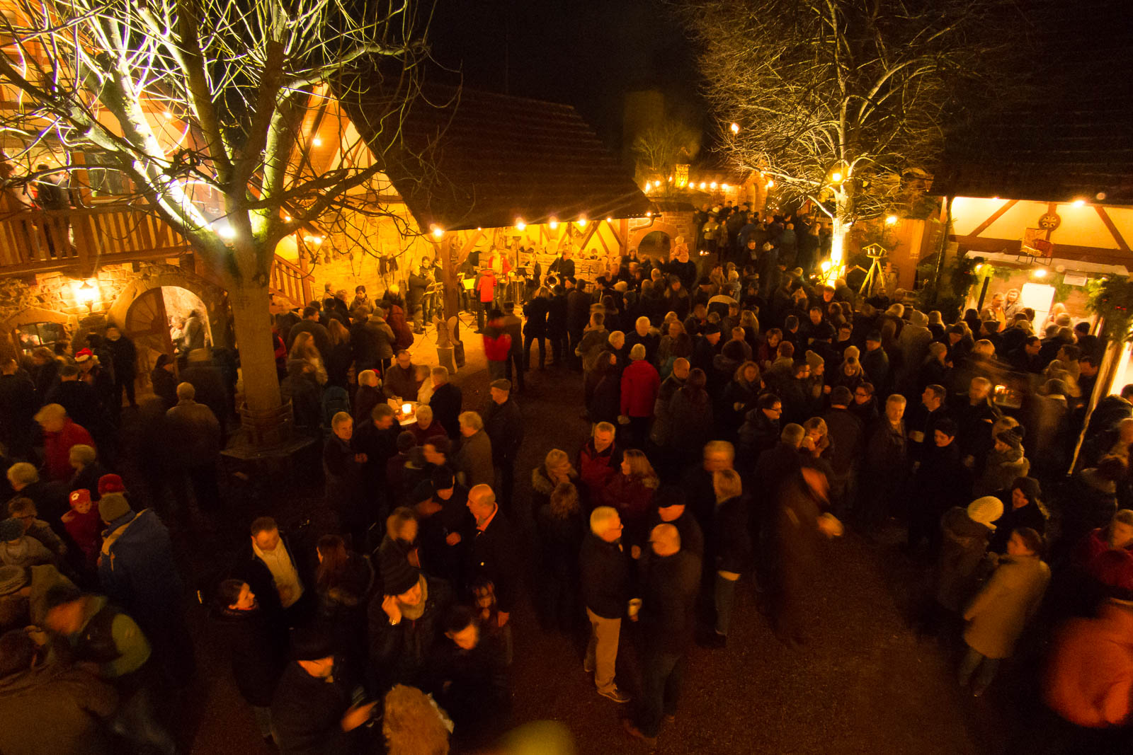 2015-12 - Dorfweihnacht-33.jpg